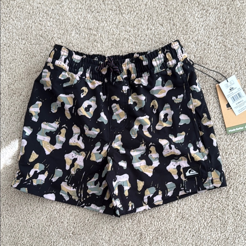 Quiksilver NWT Boys XS Swim Trunks